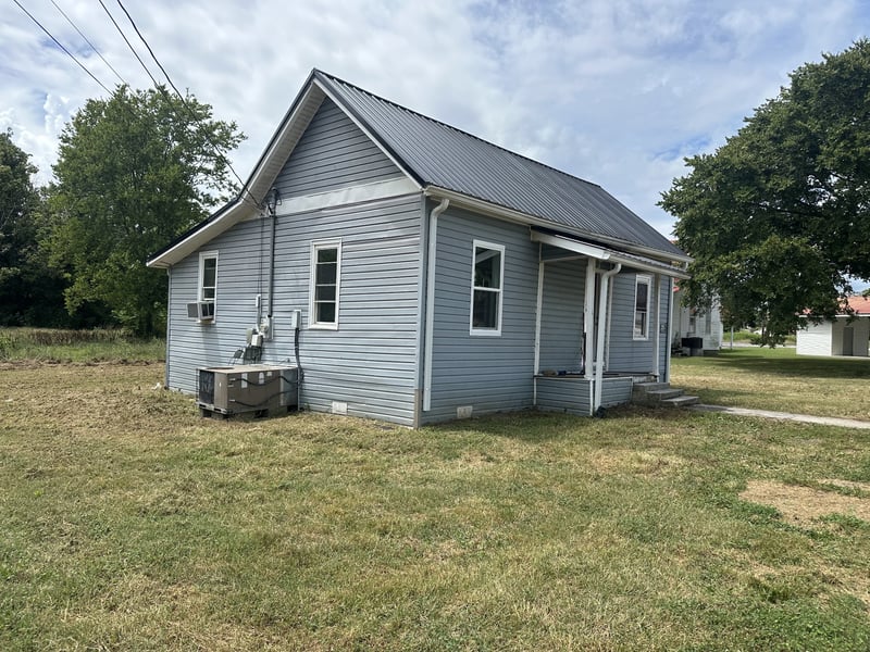 4 Wilkerson Ln, Brush Creek, TN 38547