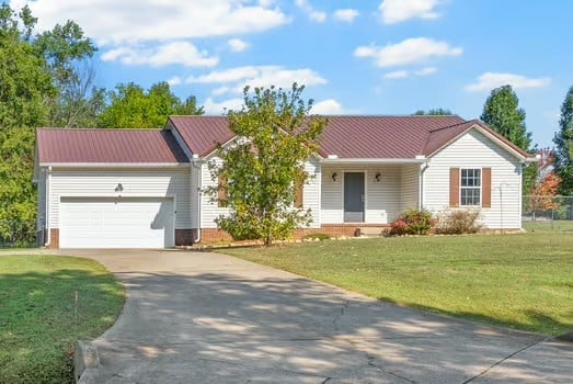 2894 Sweethome Rd, Chapmansboro, TN 37035