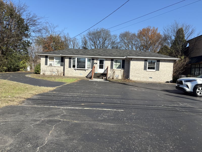 5530 Nw Broad St, Murfreesboro, TN 37129