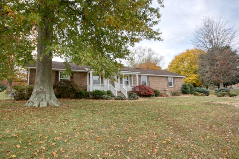 211 General Forrest Dr, Springfield, TN 37172