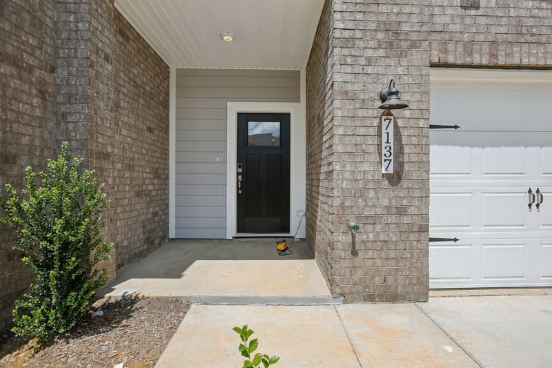 7137 Cedarcrest Ln, Fairview, TN 37062