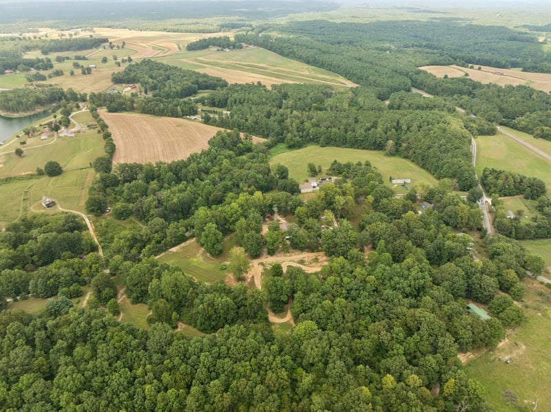 2 Dog Creek Rd, Primm Springs, TN 38476