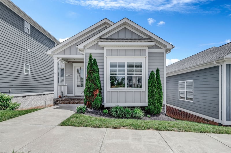 1360 Hicks Edgen Rd, Pleasant View, TN 37146