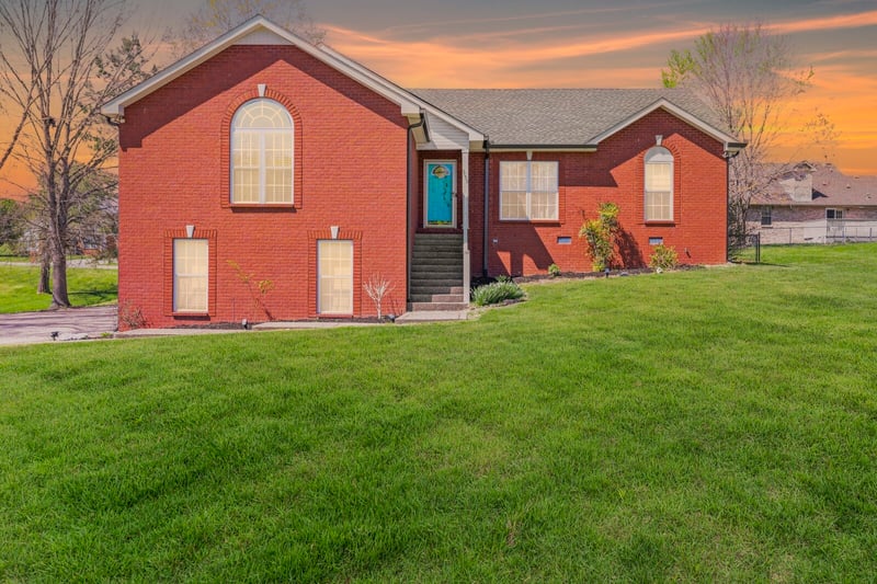 5009 Lanier Dr, Greenbrier, TN 37073