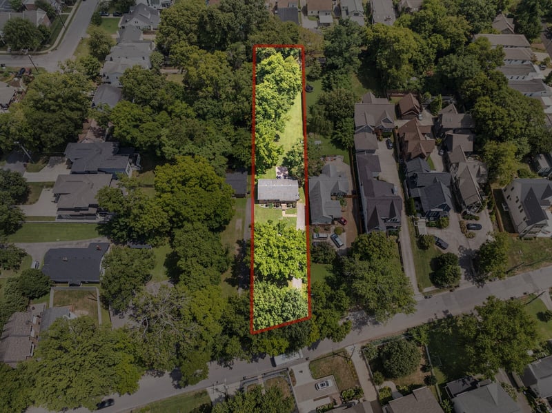 2412 Vaulx Ln, Nashville, TN 37204