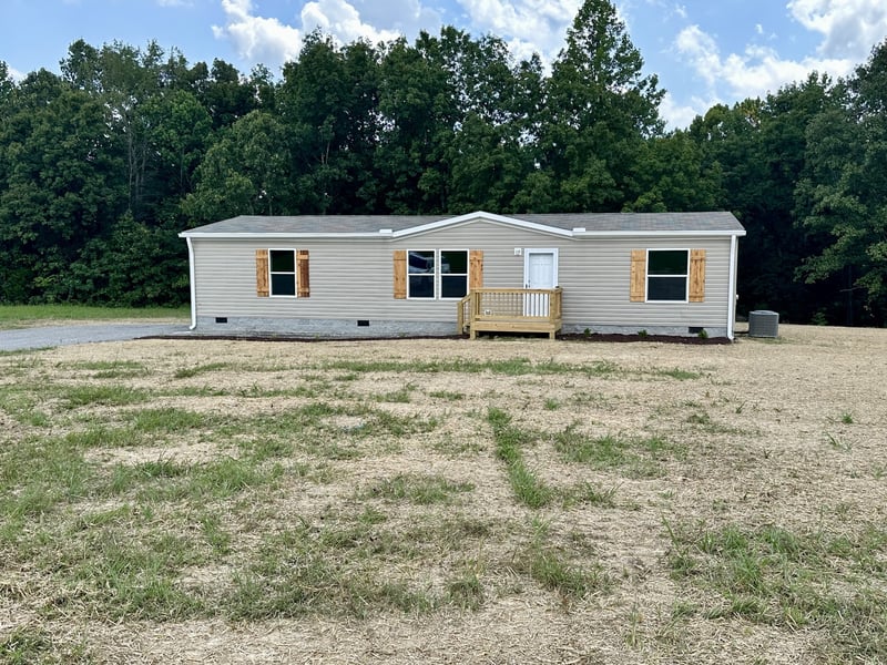 1667 Rabe Coats Rd, Westmoreland, TN 37186