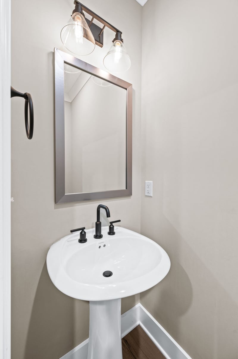 3561 Burgate Trl, Thompsons Station, TN 37179