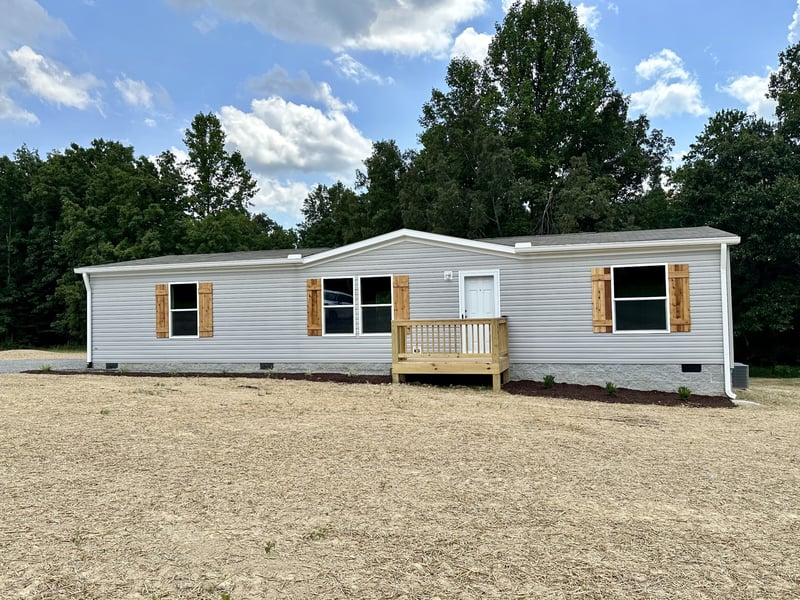 1671 Rabe Coats Rd, Westmoreland, TN 37186