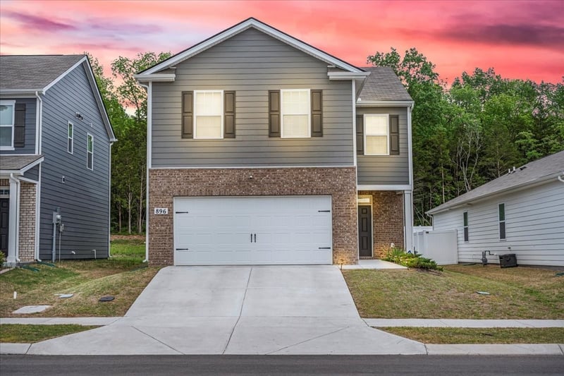 896 Long Leaf Rd, Lebanon, TN 37087