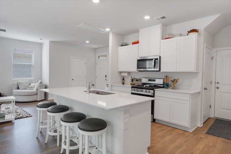 896 Long Leaf Rd, Lebanon, TN 37087