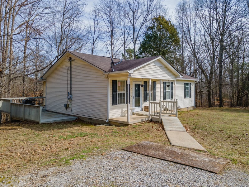 2640 Winding Way Rd, Culleoka, TN 38451