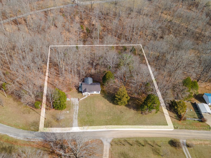 2640 Winding Way Rd, Culleoka, TN 38451