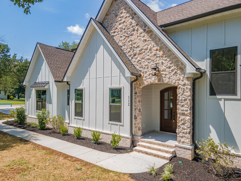 112 Stoneybrook Rd, Columbia, TN 38401