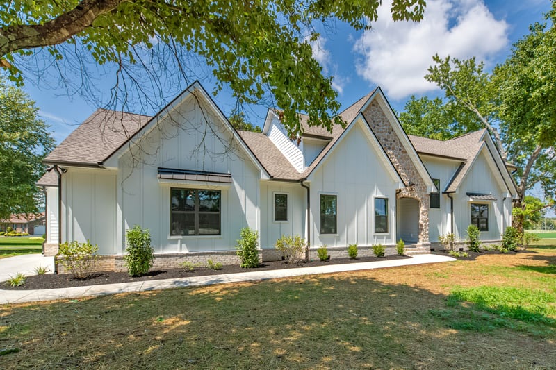 112 Stoneybrook Rd, Columbia, TN 38401