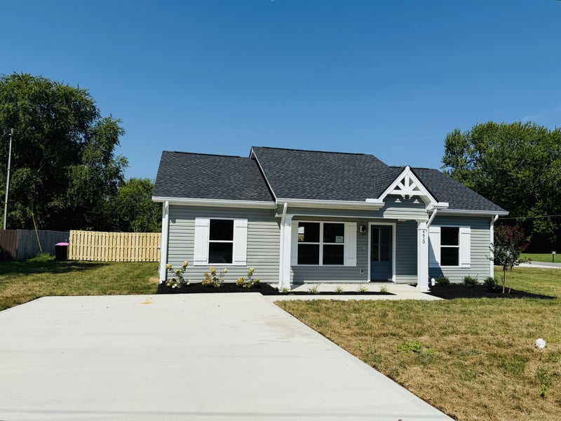 4610 Church St, Greenbrier, TN 37073