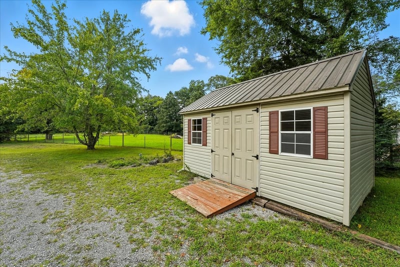 225 Antler Dr, Murfreesboro, TN 37130