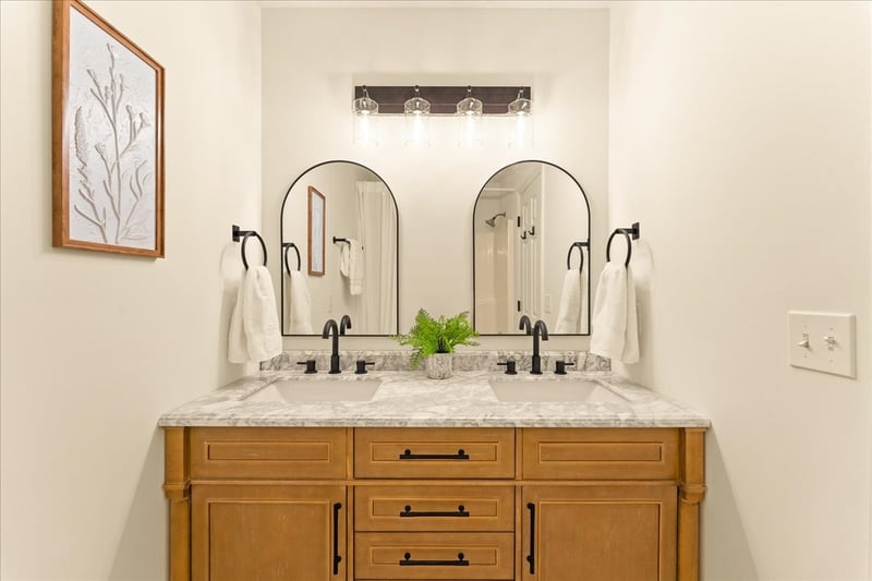 225 Antler Dr, Murfreesboro, TN 37130