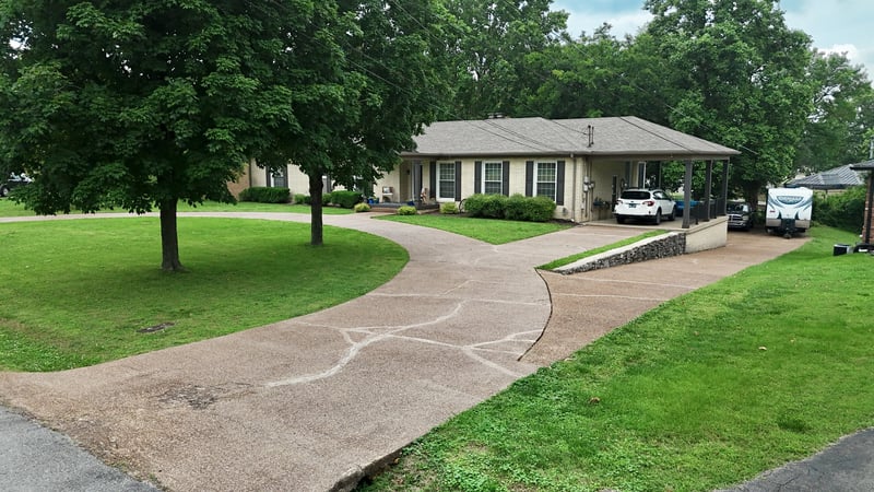 1409 Oakland Acres Dr, Madison, TN 37115