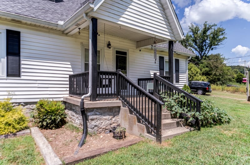 147 Sloan Branch Rd, Pleasant Shade, TN 37145