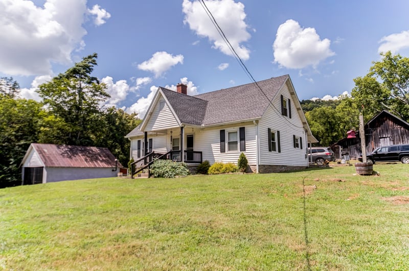147 Sloan Branch Rd, Pleasant Shade, TN 37145