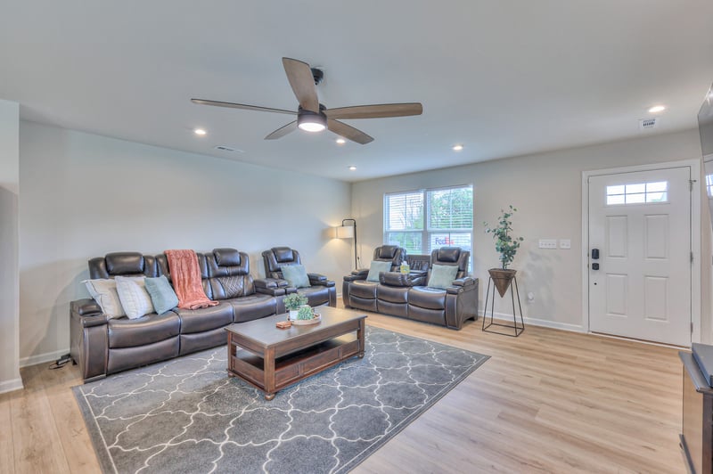 925 Kalu Dr, Murfreesboro, TN 37130