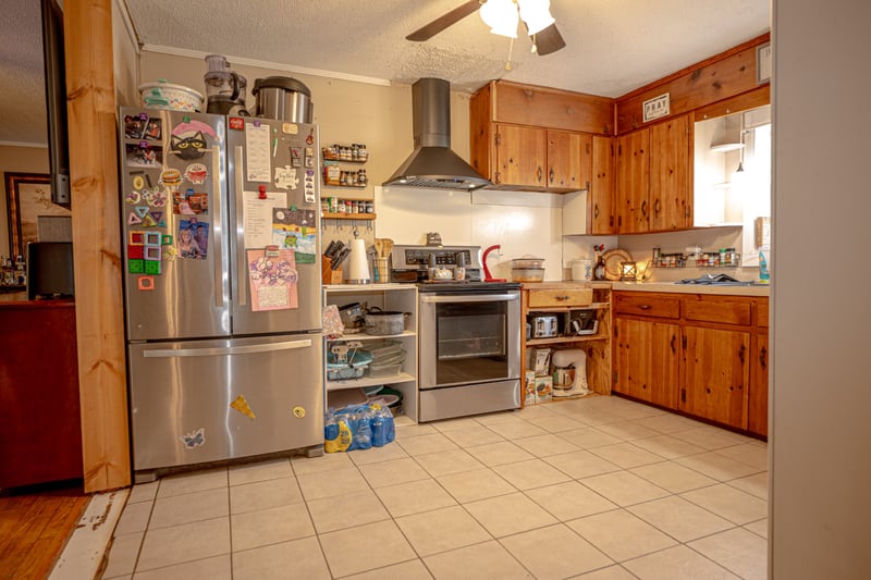 5210 Highway 49 , Vanleer, TN 37181