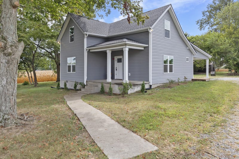 5178 E Robertson Rd, Cross Plains, TN 37049