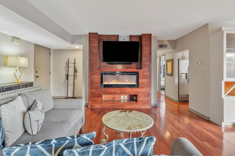 900 19th Ave #708, Nashville, TN 37212