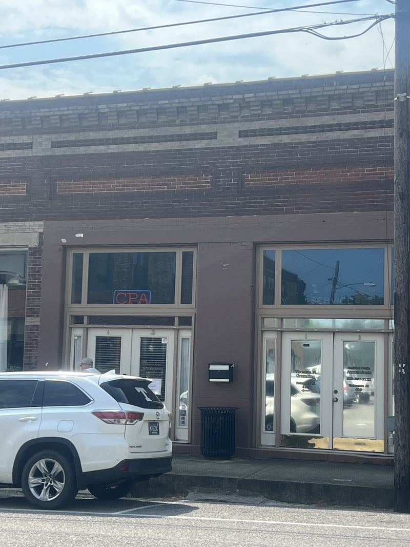 408 E Main St, Watertown, TN 37184