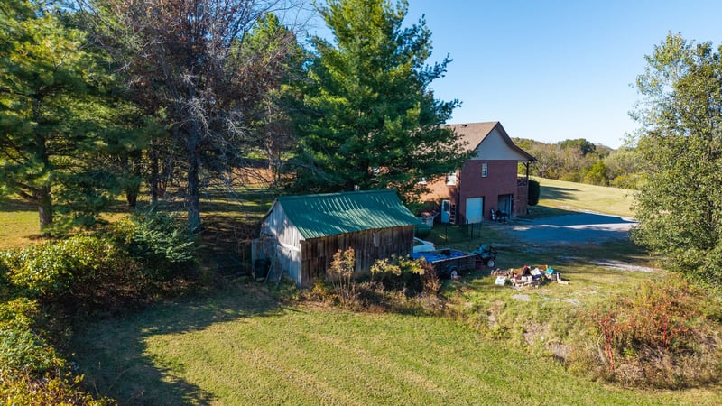 111 Patton Ln, Hendersonville, TN 37075