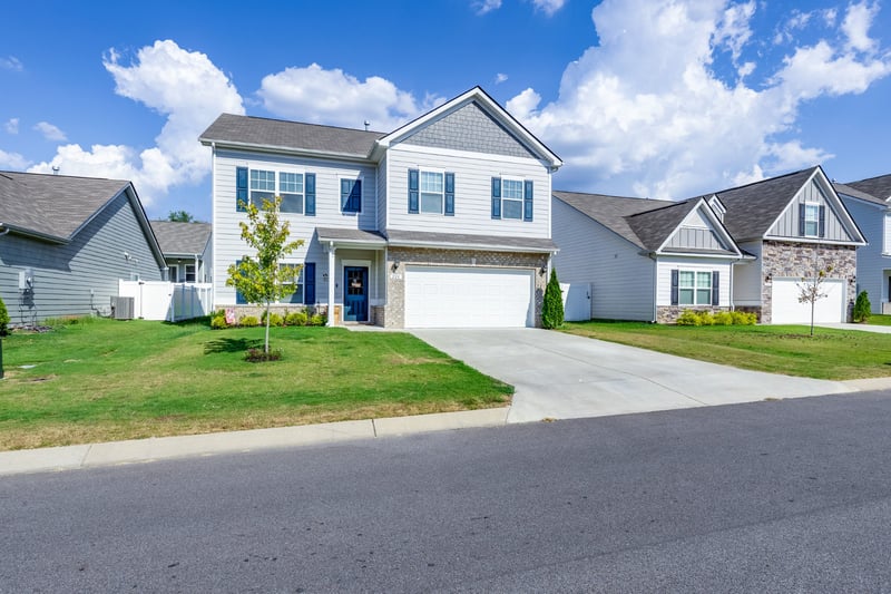 228 Stonewall Dr, Columbia, TN 38401