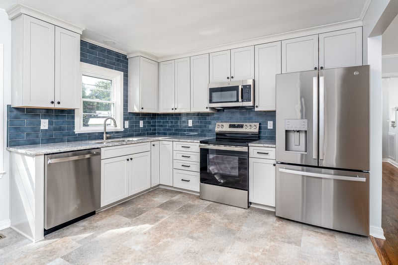 202 Jackson Heights Rd, Columbia, TN 38401