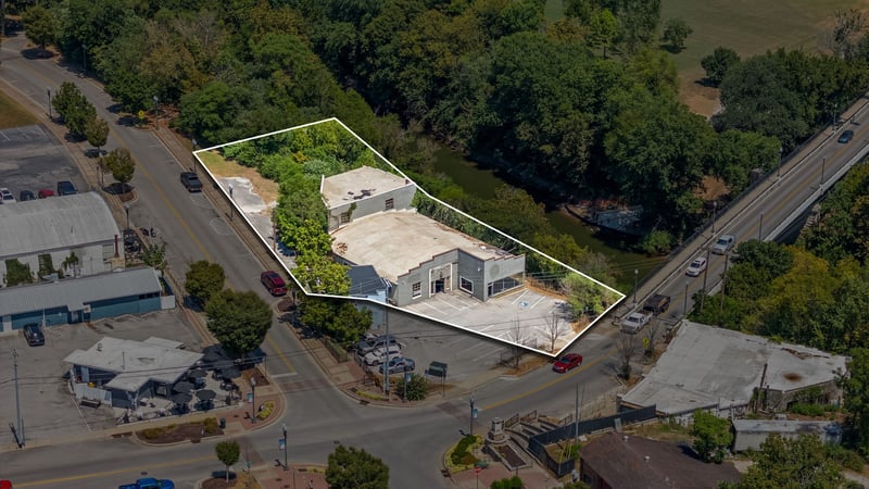 105 E 5th St, Columbia, TN 38401