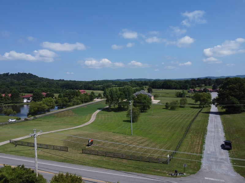 1616 Long Hollow Pike, Gallatin, TN 37066