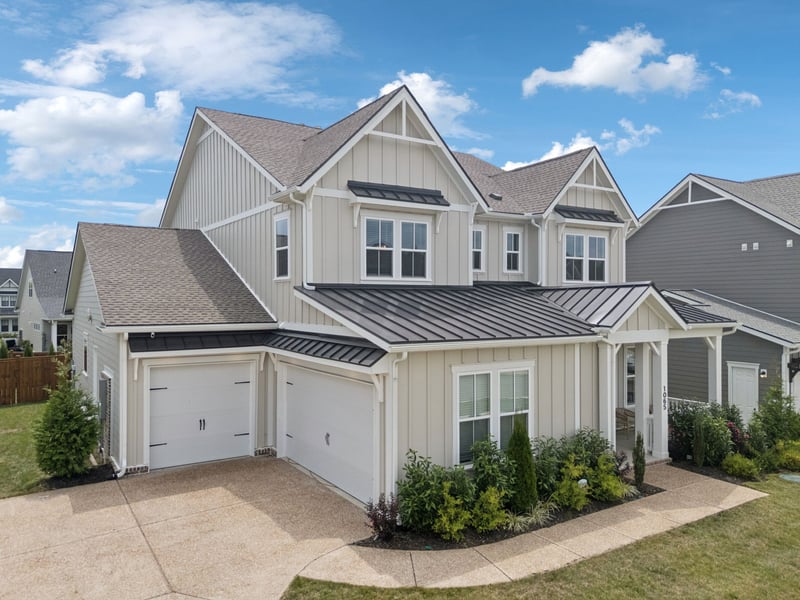 1065 Pine Creek Dr, Arrington, TN 37014