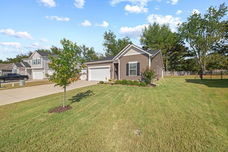 3008 Fernwood Ln, Columbia, TN 38401