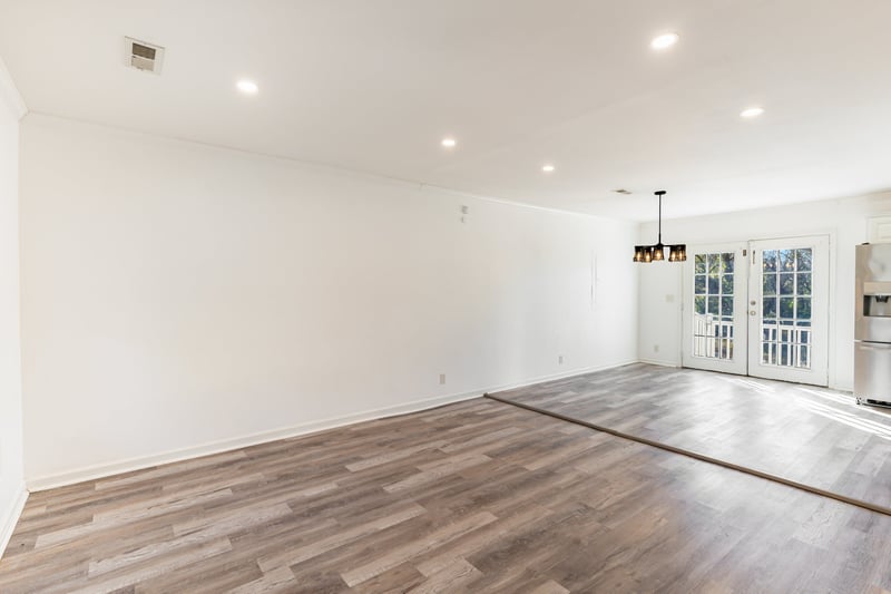 3883 Crouch Dr, Nashville, TN 37207