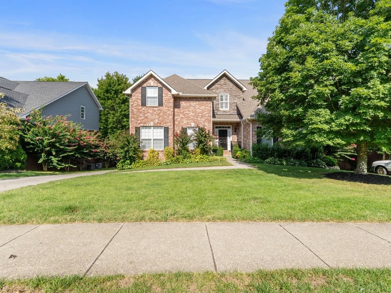 1528 Bunbury Dr, Thompsons Station, TN 37179