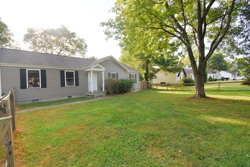 5725 Seminary Rd, Smyrna, TN 37167