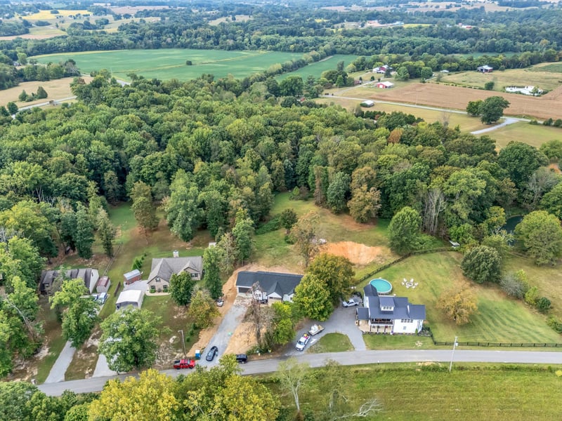 1058 Coker Ford Rd, Portland, TN 37148