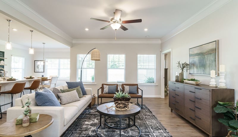 580 Nightengale Ridge Dr, Columbia, TN 38401