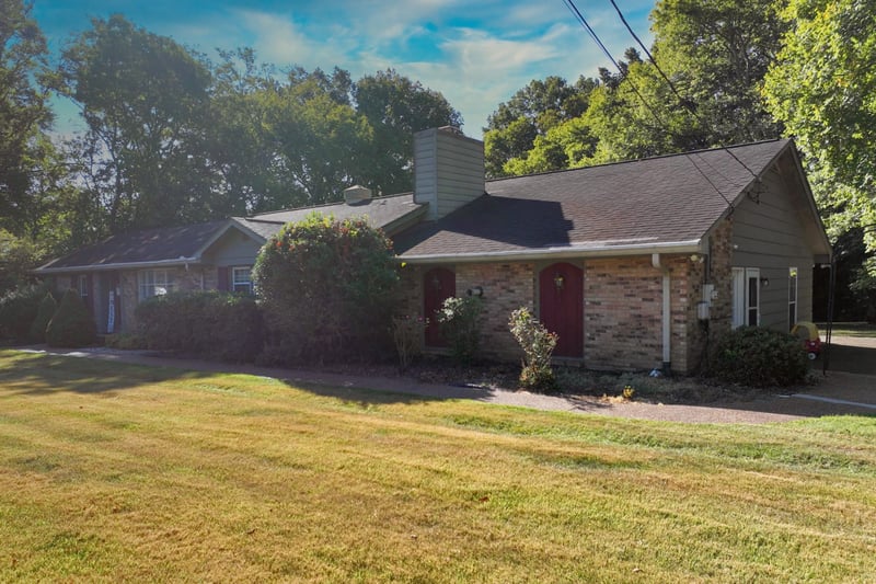 304 Mathes Dr, Goodlettsville, TN 37072
