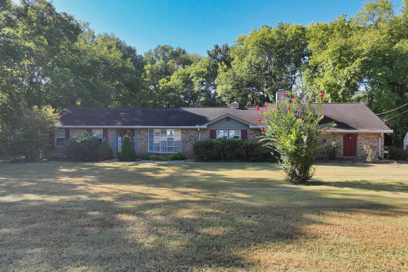 304 Mathes Dr, Goodlettsville, TN 37072