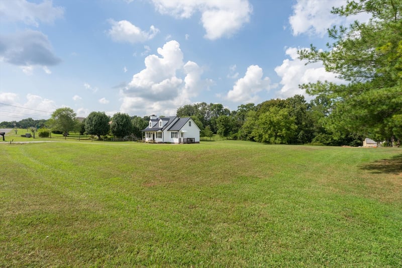 3014 Meadow Ct, Springfield, TN 37172