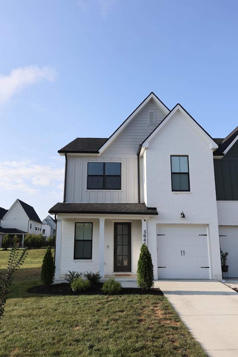 3045 Inman Dr, Thompsons Station, TN 37179
