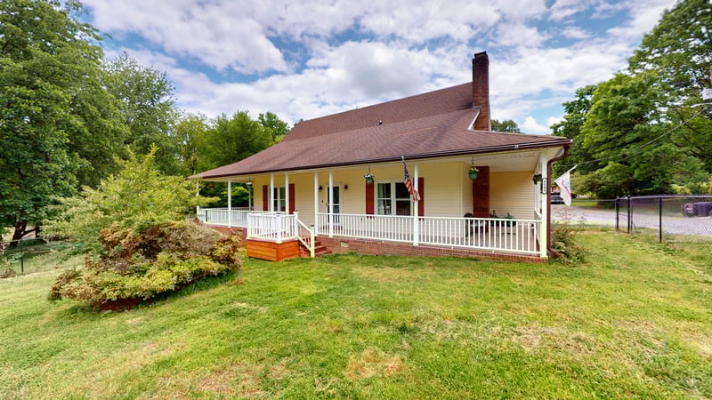 4648 Highway 31 , Cottontown, TN 37048