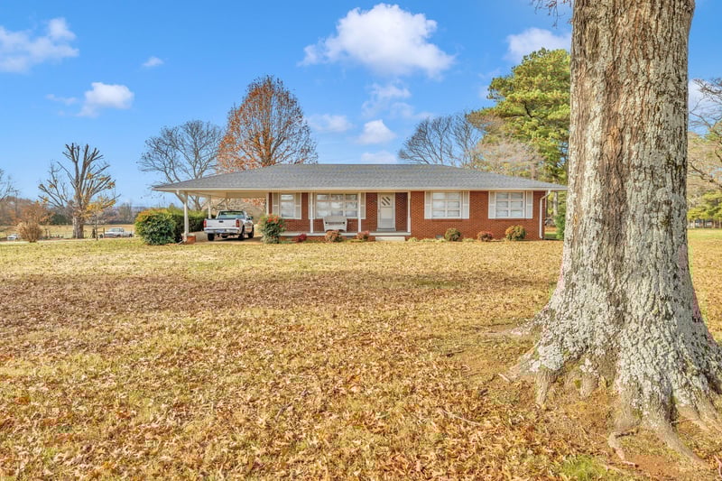 2345 Nashville Hwy, Columbia, TN 38401