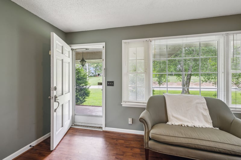 979 S Main St, Eagleville, TN 37060