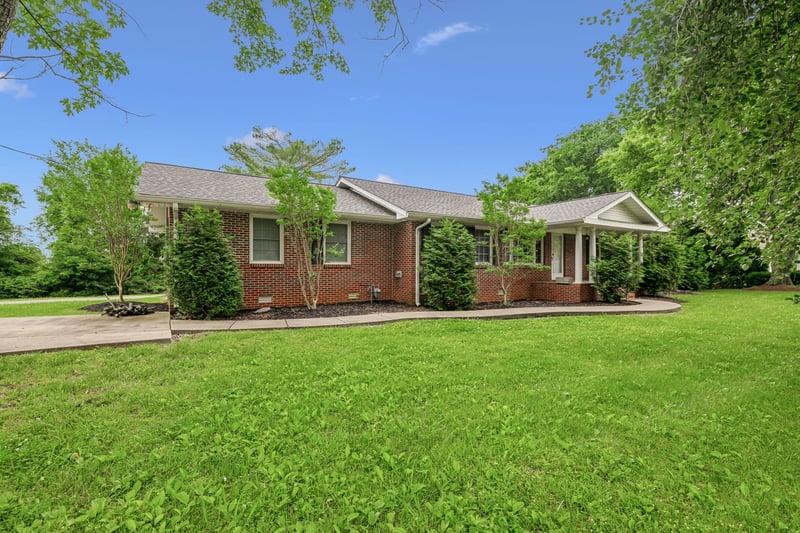 979 S Main St, Eagleville, TN 37060