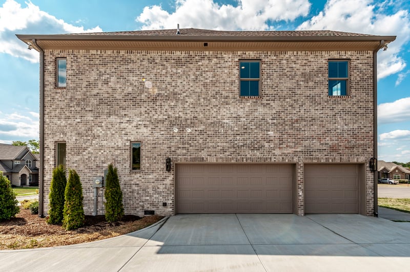 131 Scarsdale Dr, Hendersonville, TN 37075